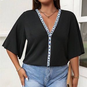 Plus Size Contrast Trim Butterfly Sleeve Top NWT